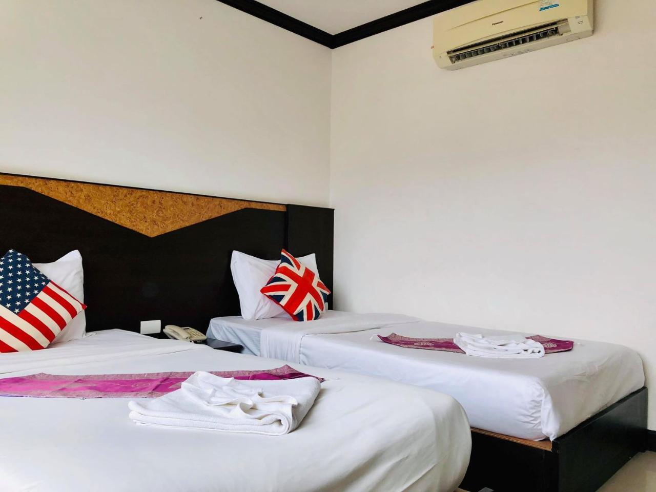 Hollywood Inn Love Patong Экстерьер фото